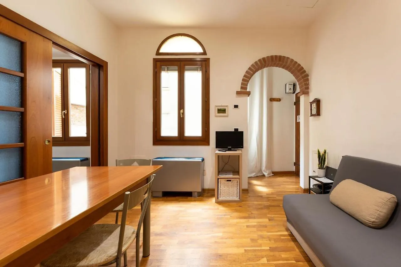 Zannoni 4 Apartment Florence