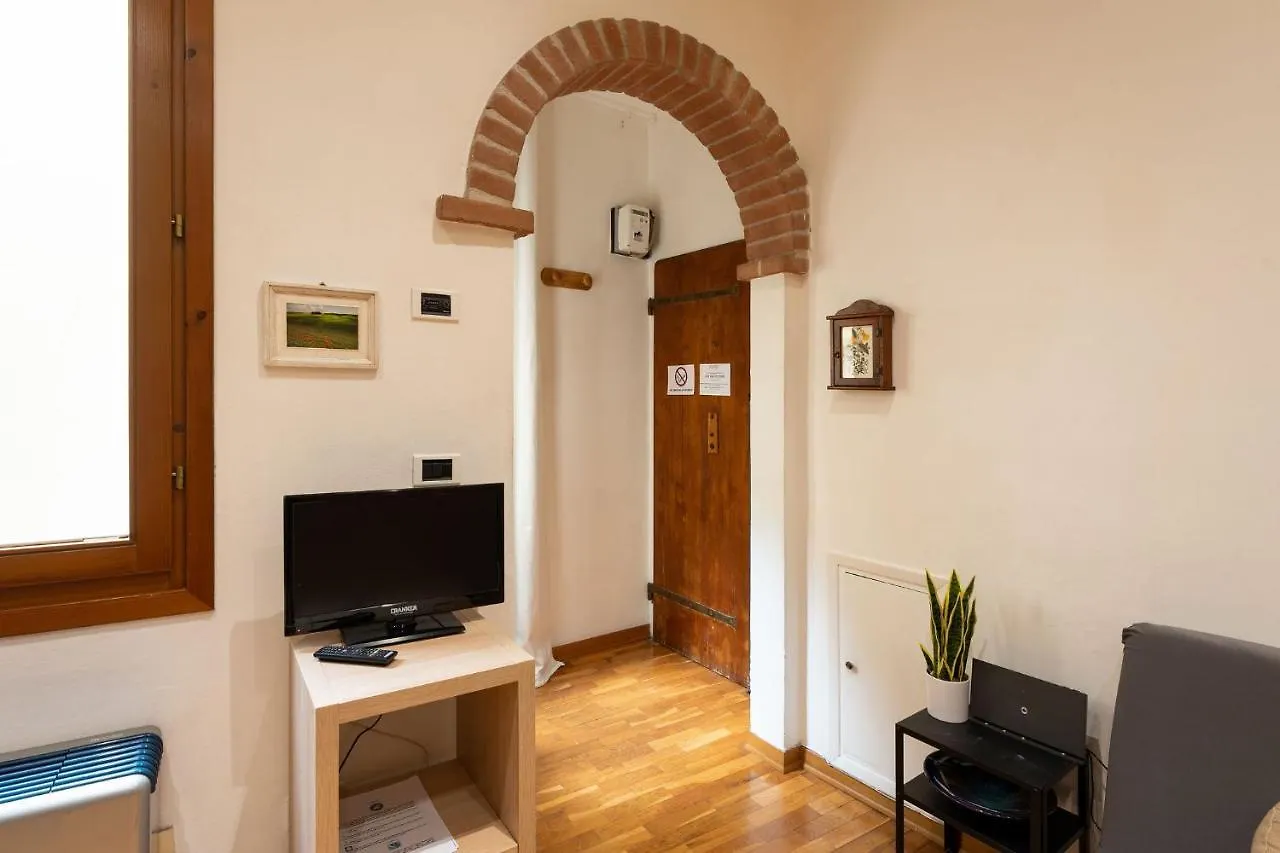 Zannoni 4 Apartment Florence Italy